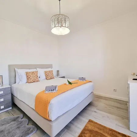 Апартаменты Rocha Candimar Confort *